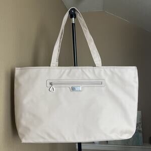 Bella Russo Beige Large Tote Travel Bag - Heart Zipper Pull